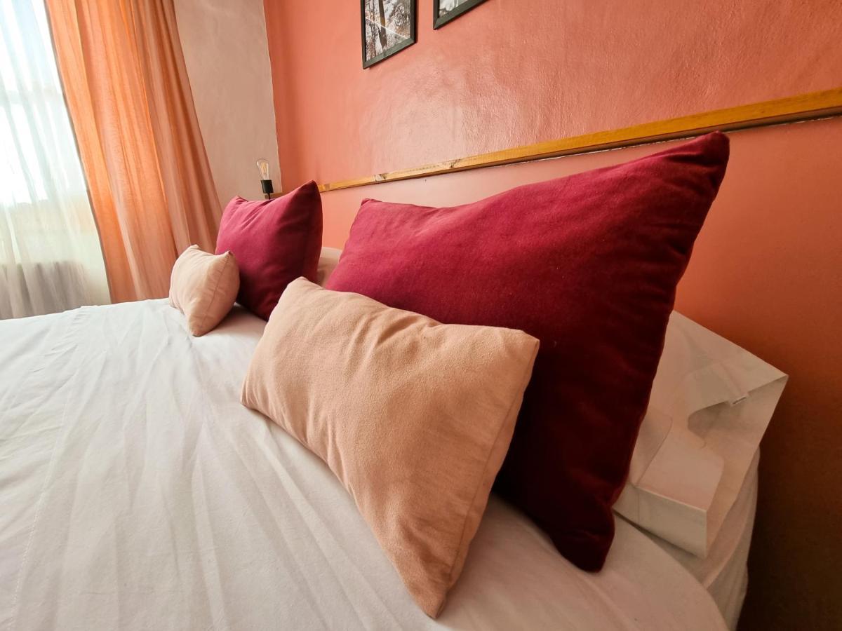 Hosteria Las Lucarnas San Martín de los Andes 外观 照片