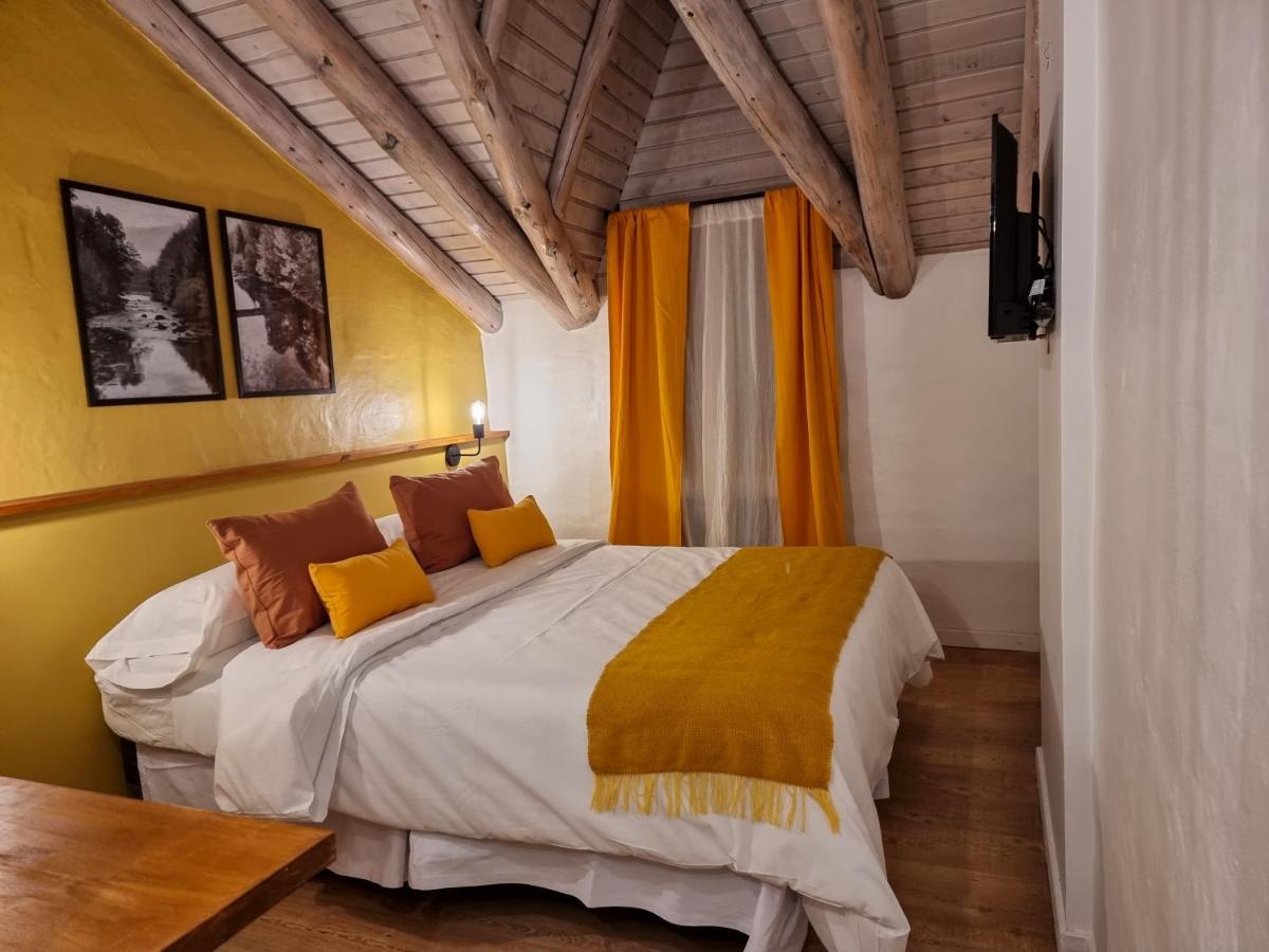 Hosteria Las Lucarnas San Martín de los Andes 外观 照片