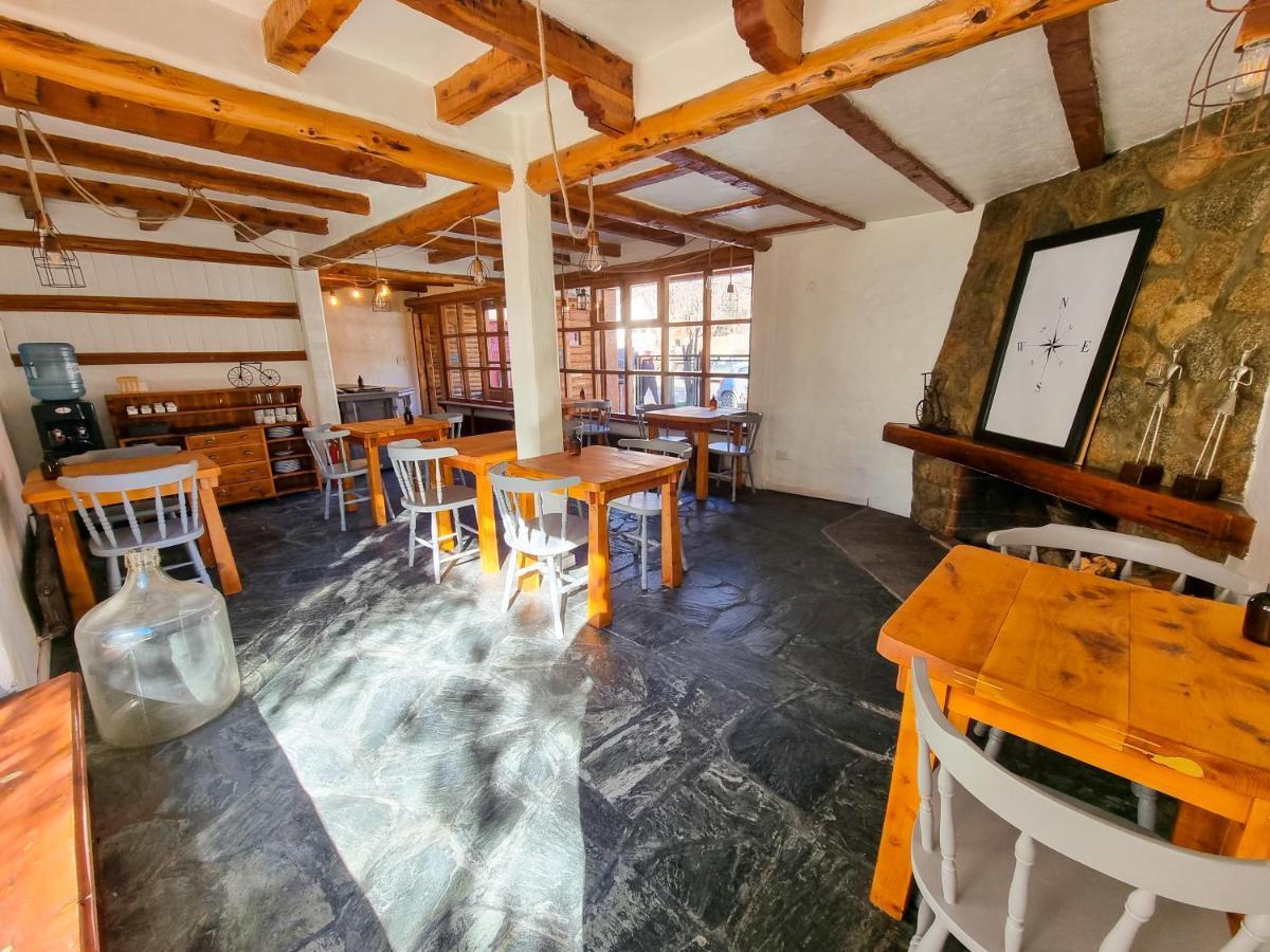 Hosteria Las Lucarnas San Martín de los Andes 外观 照片